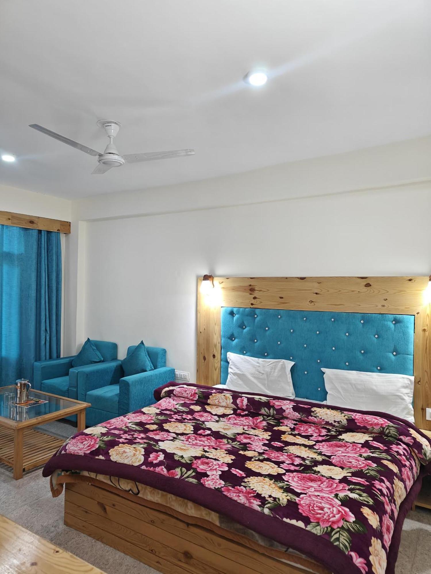 Happy House Manali Hotel Sater Ngoại thất bức ảnh