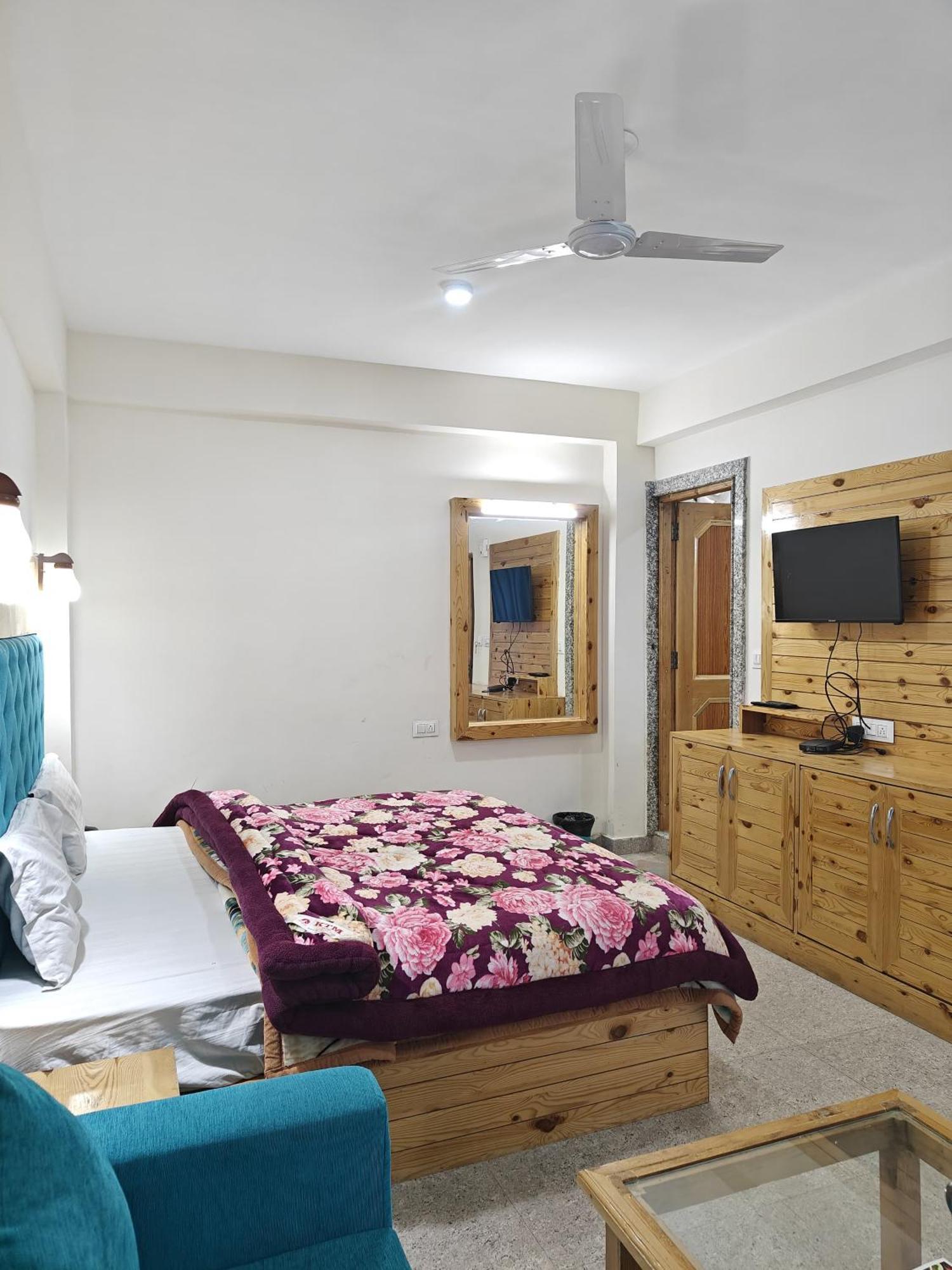 Happy House Manali Hotel Sater Ngoại thất bức ảnh